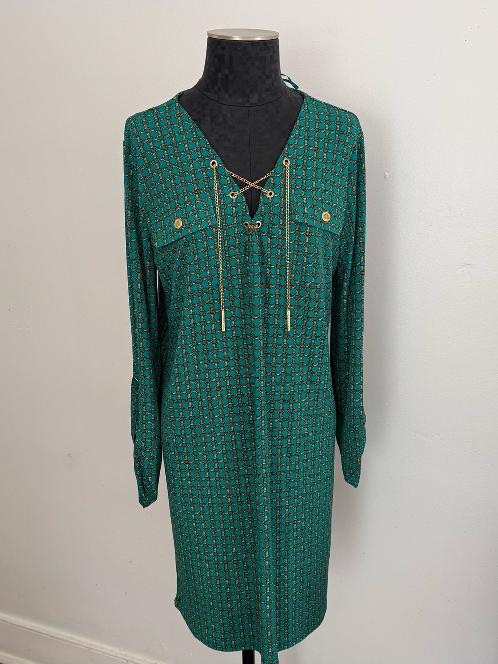 Michael Kors turquoise blue long sleeve shift dress with gold chain